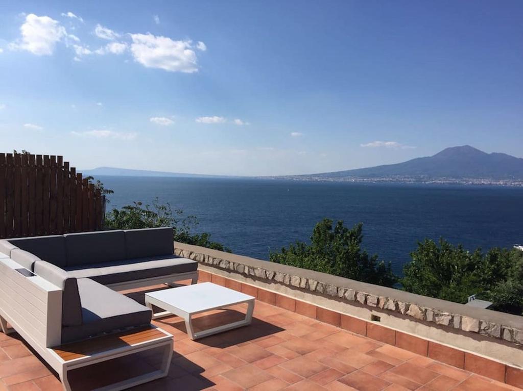 Villa Bikini On Sorrento Coast Vico Equense Exterior photo